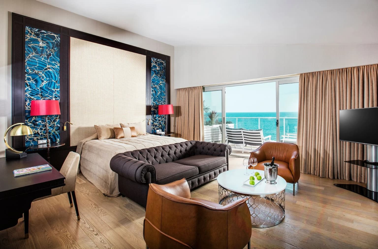 Charisma Deluxe Hotel